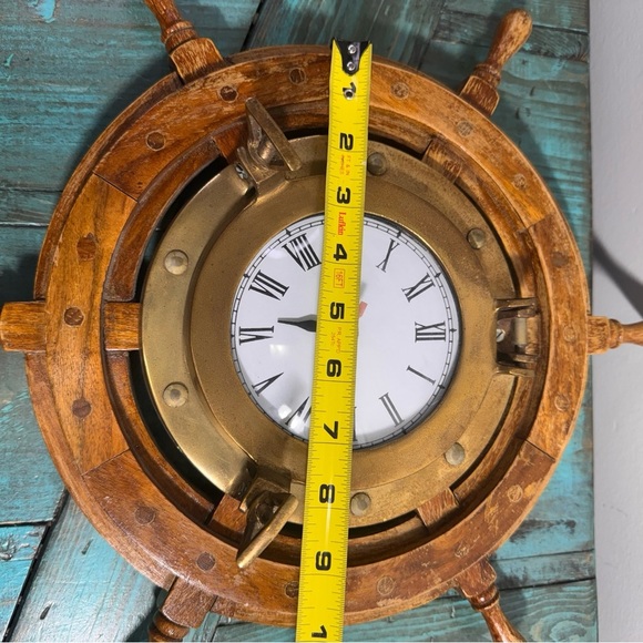 Vintage Large Wooden/brass Ships Wheel Quartz Wall Clock Nautical - Picture 6 of 11